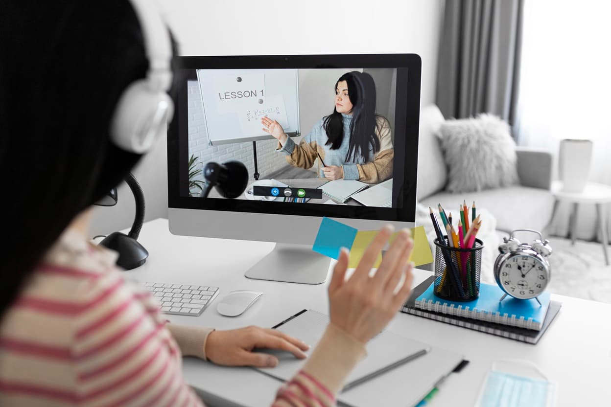 Launch (El Despegue)